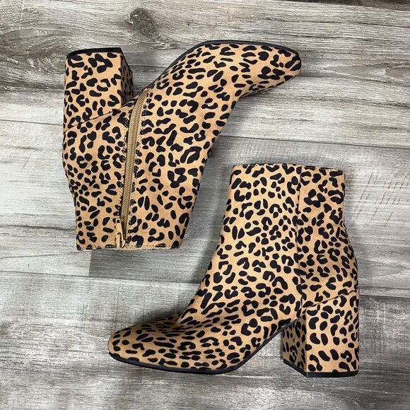 BAR III Gatlin Closed Toe Block Heel Leopard Ankle Boots Brown Women’s Size 8.5 - Picture 2 of 11